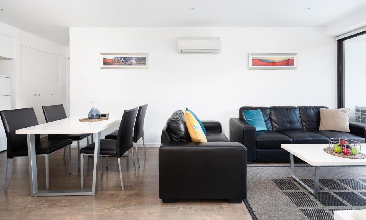 Rnr Serviced Apartments North Melbourne Buitenkant foto