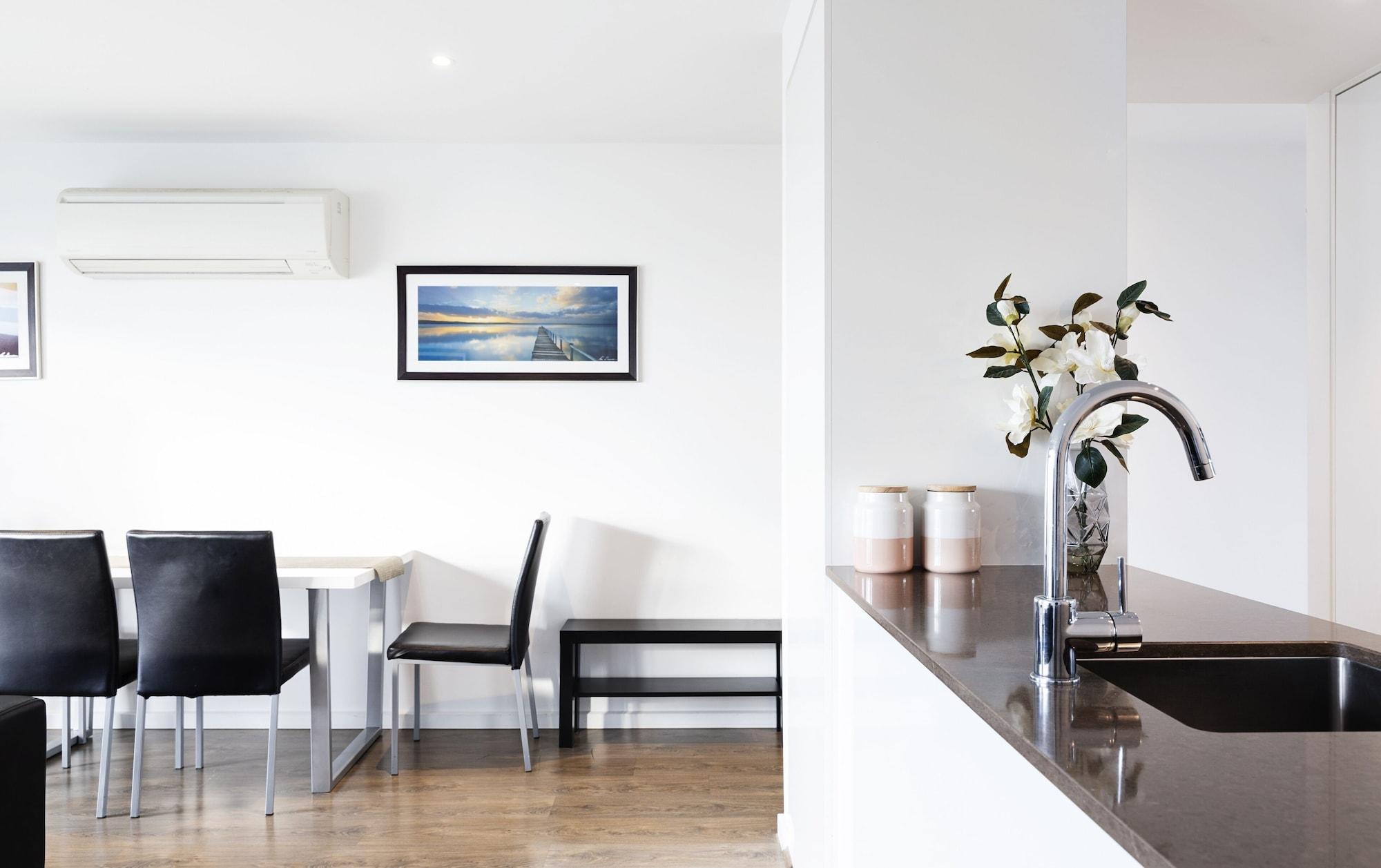 Rnr Serviced Apartments North Melbourne Buitenkant foto